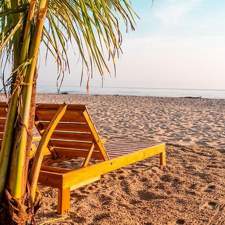 The Mompe Beach Hostal La Poza エクステリア 写真